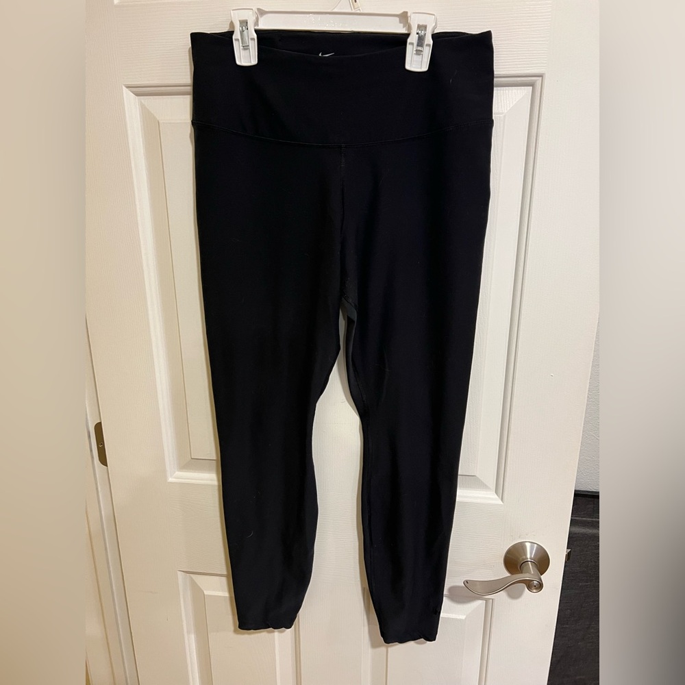 Nike Black High-Waisted Seamless Leggings